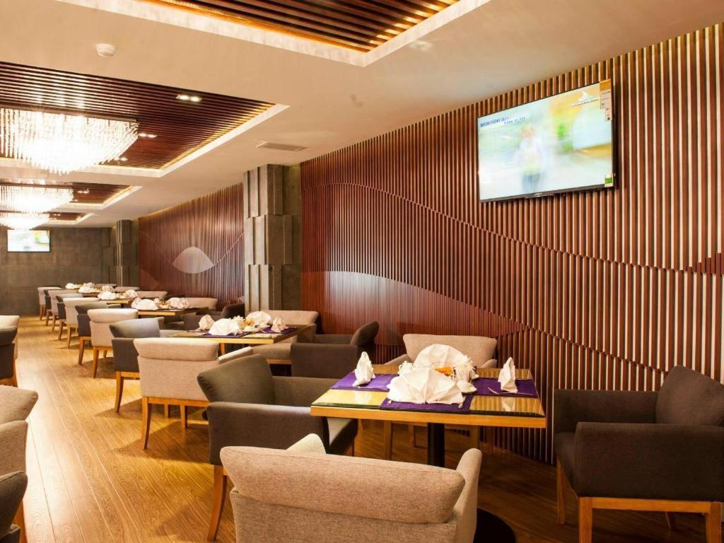 芹苴伊利斯酒店 外观 照片
